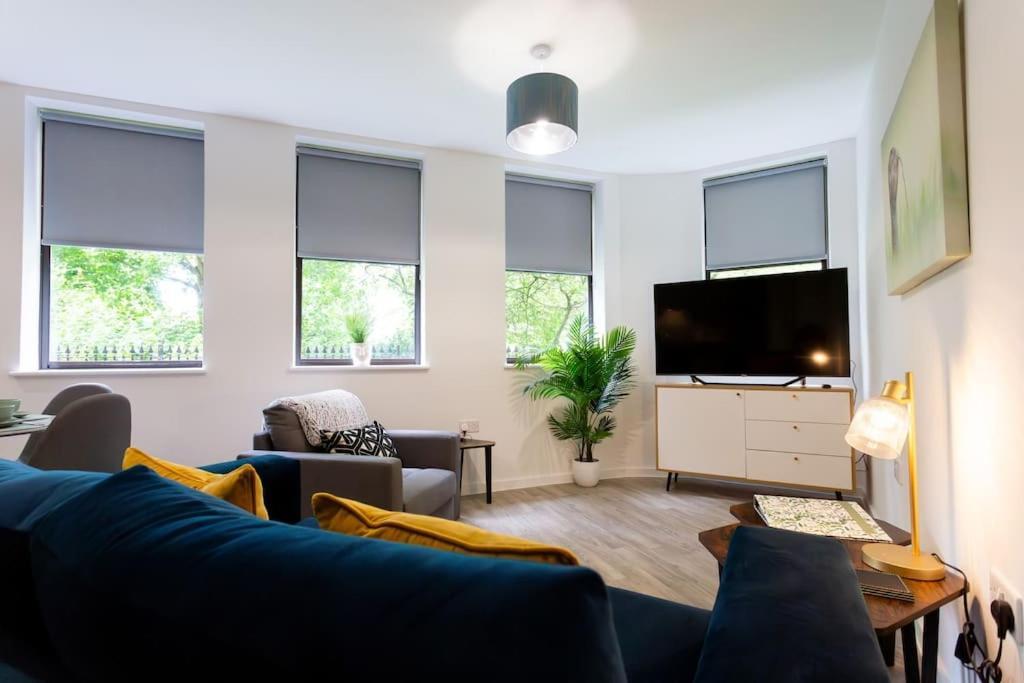 Polly'S Place Apartment Taunton & Free Off Road Parking & Wifi Eksteriør bilde