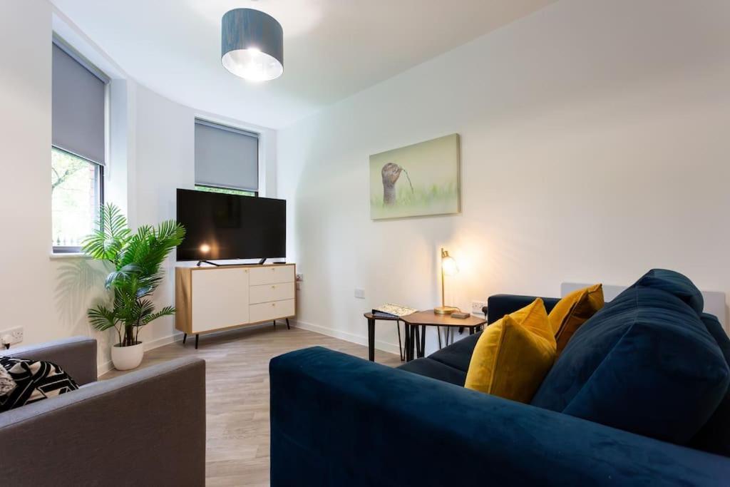 Polly'S Place Apartment Taunton & Free Off Road Parking & Wifi Eksteriør bilde